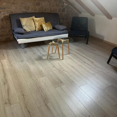 Seafront 2 Apartment