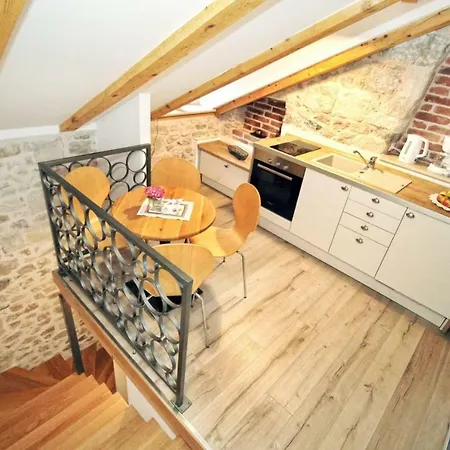 Appartement Seafront 2 *